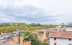 AC21 - Panoramic Studio
